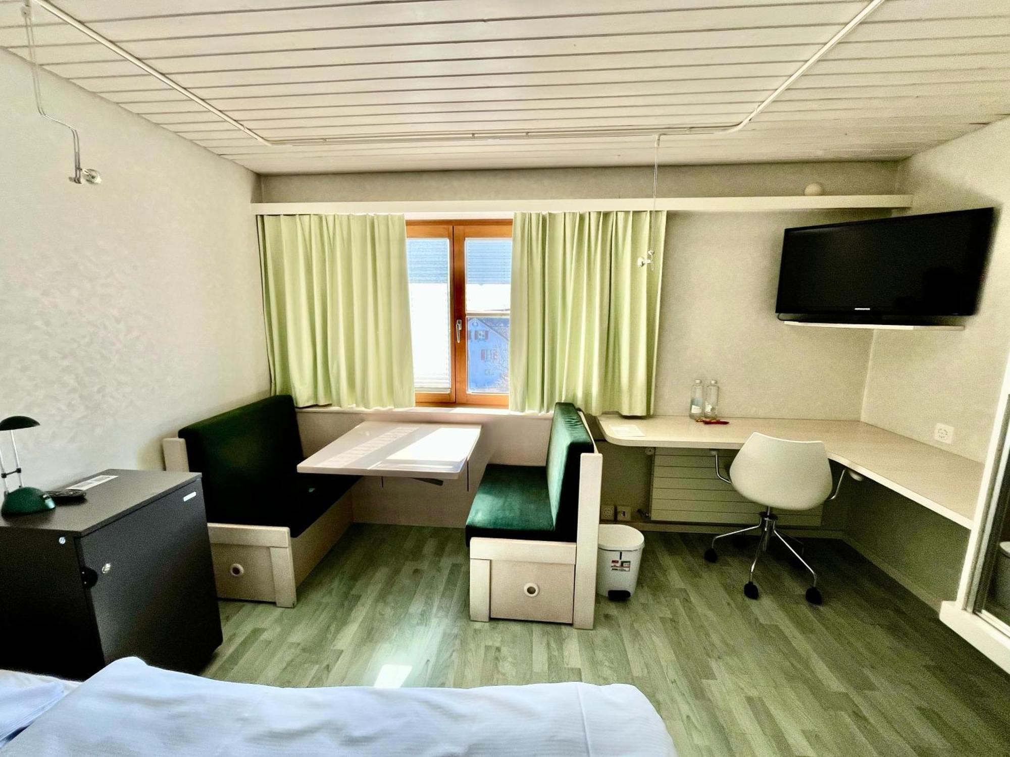 Seiler'S Hotel Liestal Bagian luar foto